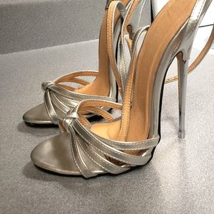 Used Silver Size 7 Fetish Heels